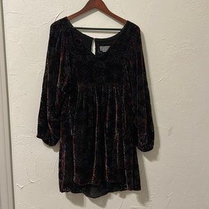 Anthropologie Patterned Dress | Long Sleeves | Black With Velvet Colored Pattern